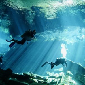 cenotes diving